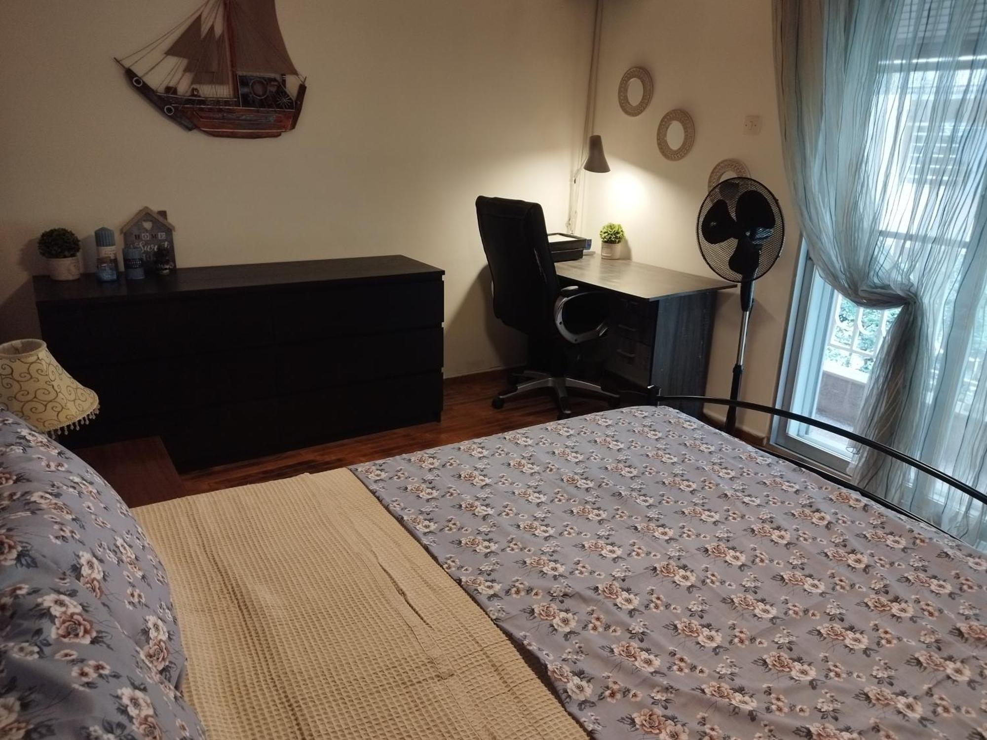 Private Rooms In Shared House เทสซาโลนิกิ ภายนอก รูปภาพ