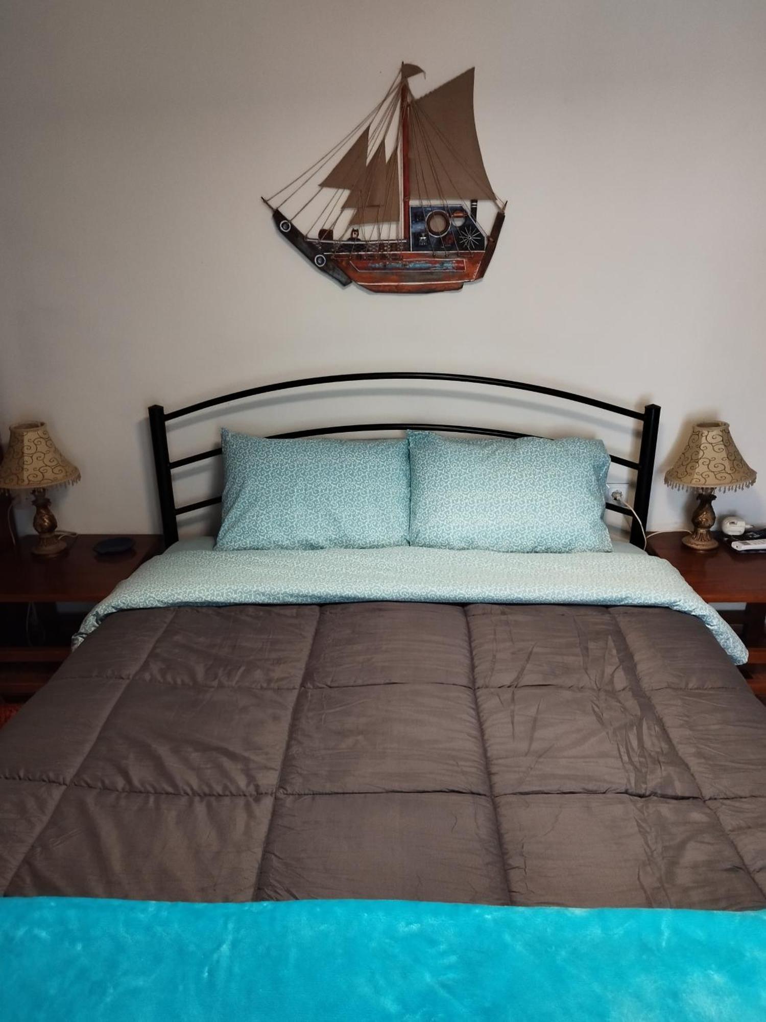 Private Rooms In Shared House เทสซาโลนิกิ ภายนอก รูปภาพ