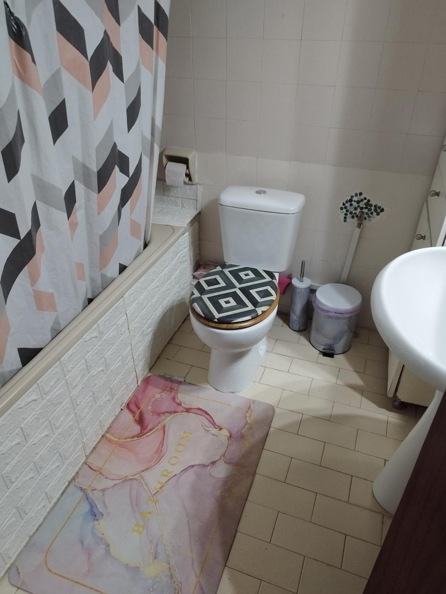 Private Rooms In Shared House เทสซาโลนิกิ ภายนอก รูปภาพ